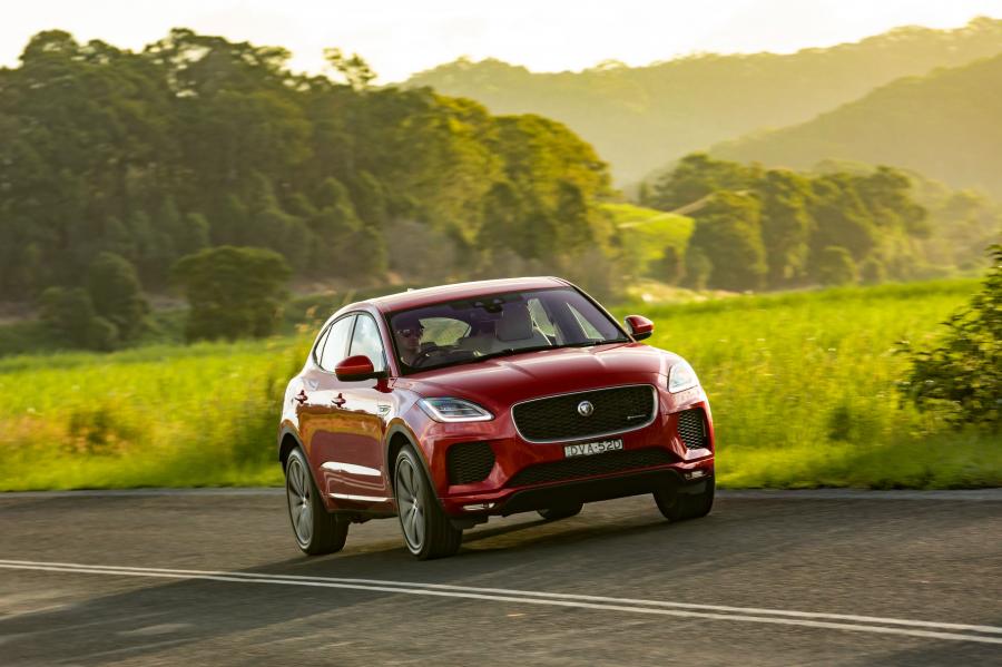  Jaguar E-Pace D240 AWD R-Dynamic 2018 года  (AU) (фото 6 из 22)